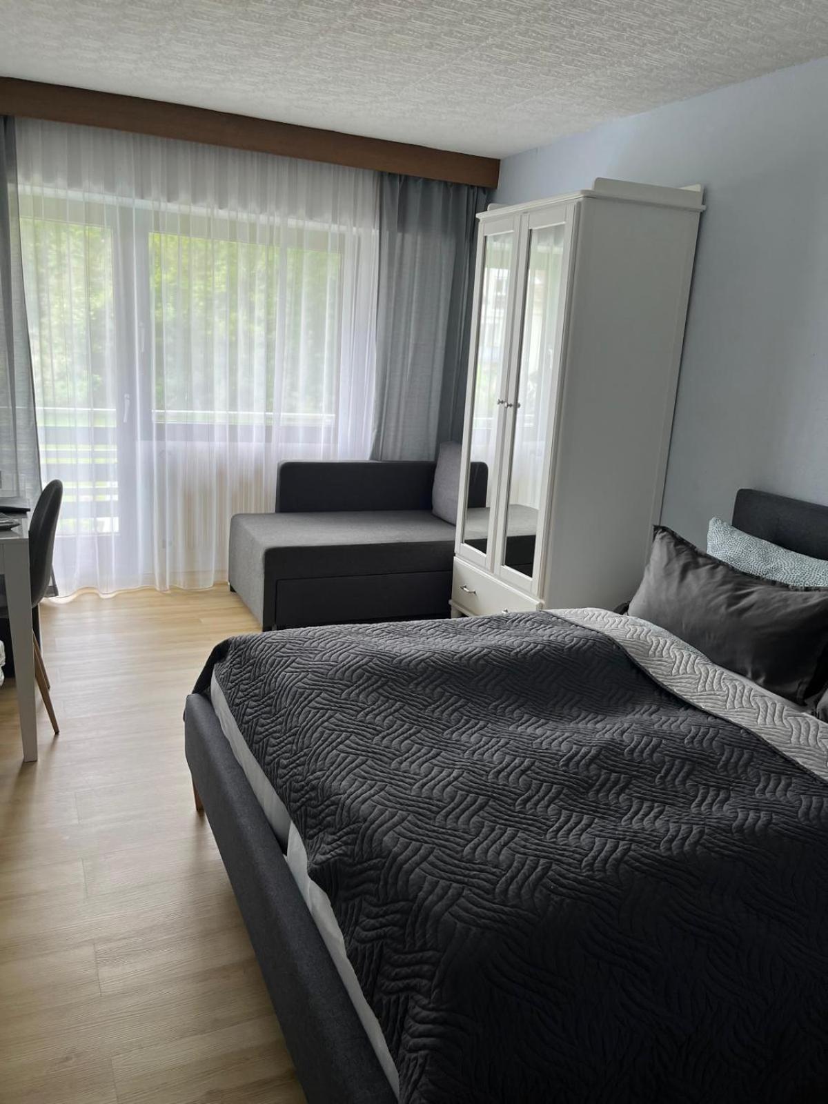 Hotel Markgraf Бад-Беллинген Экстерьер фото